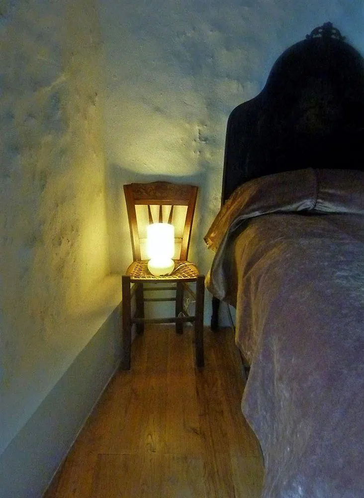Wundergarten Dimora Dei Frati Gratteri Bed & Breakfast